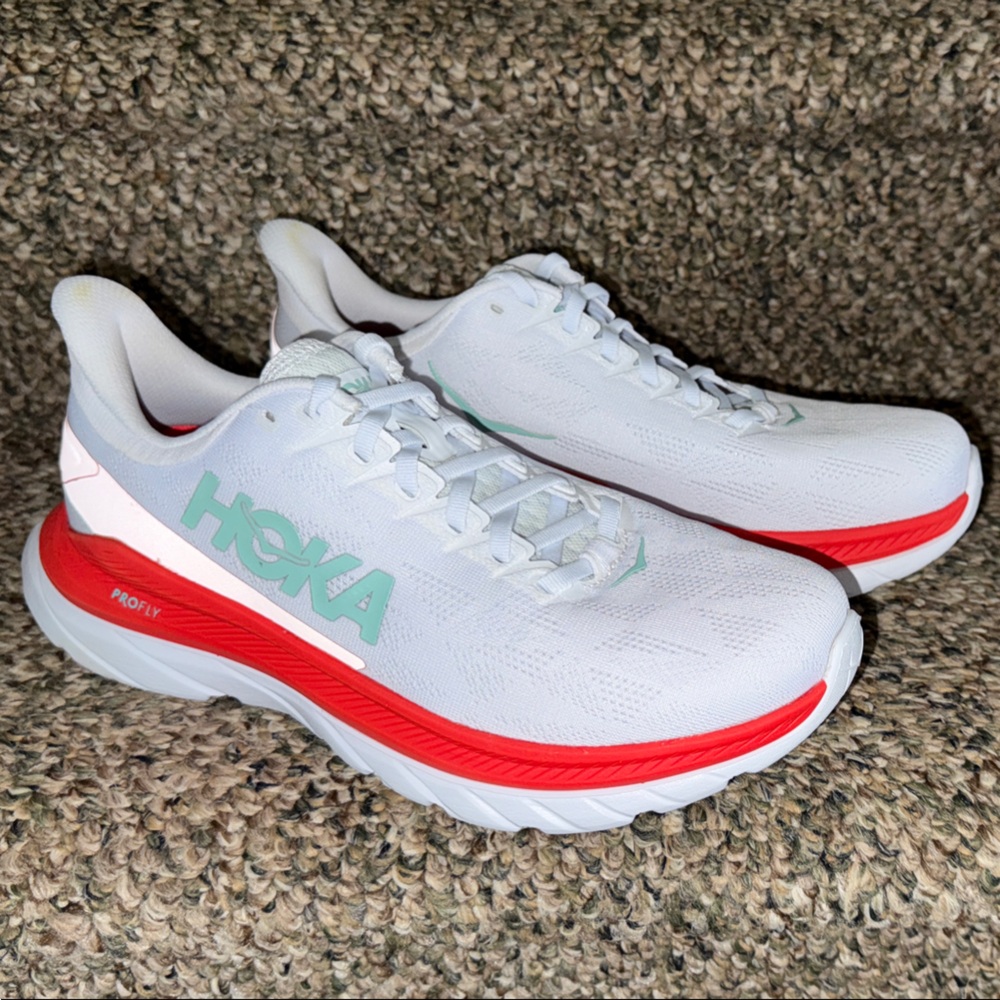 Hoka Women's Mach 4 size 8.5B White and Fiesta Running shoes